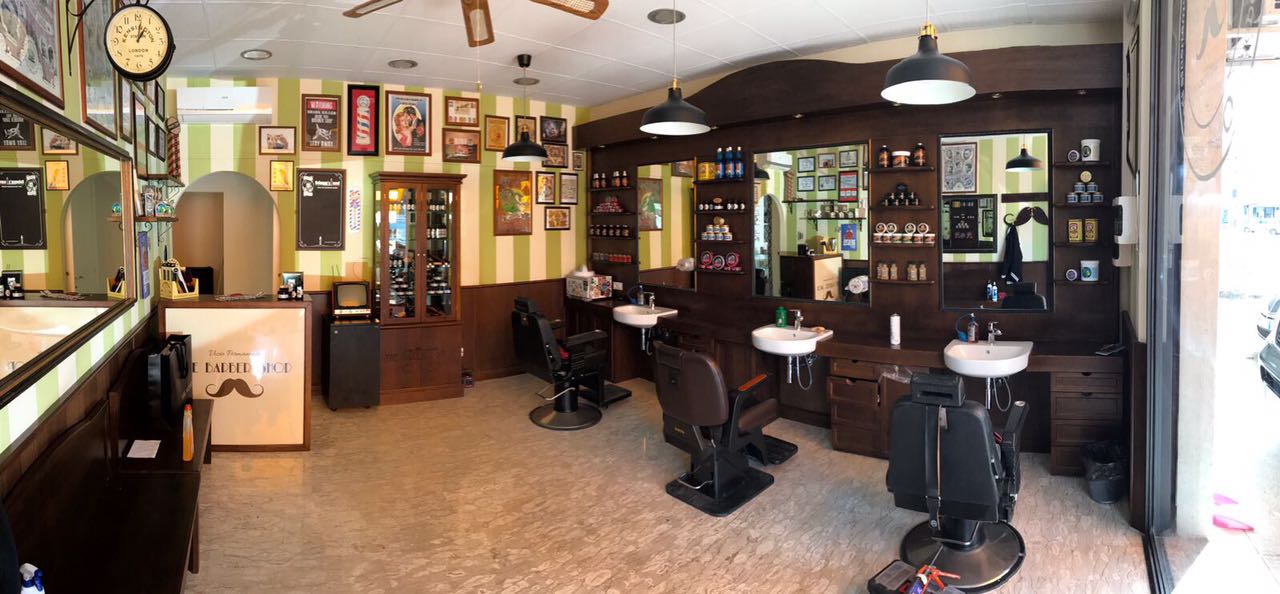 arredo barber shop stile moderno