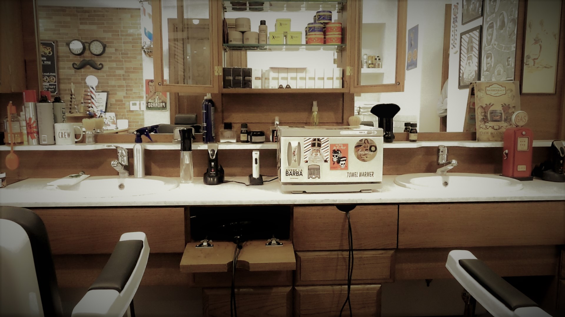 cassetti nel barber shop | Barber Shop Crew